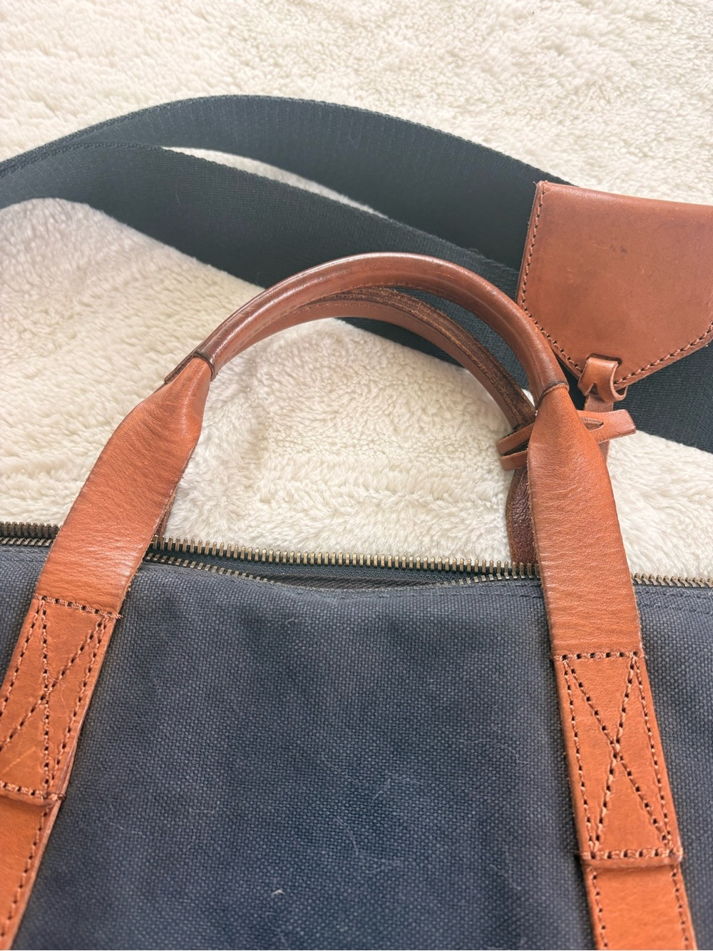 Madewell The Essential Overnight Bag in Canvas, Black Sea - NWT - Picture 9 of 14